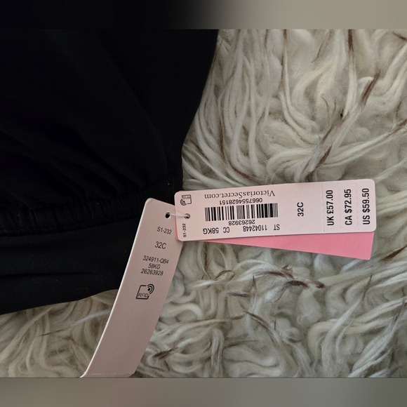 Victoria Secret Black Swimsuit Top - Picture 2 of 4